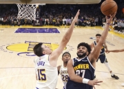 开云体育中国-湖人完胜掘金，库里统治全场