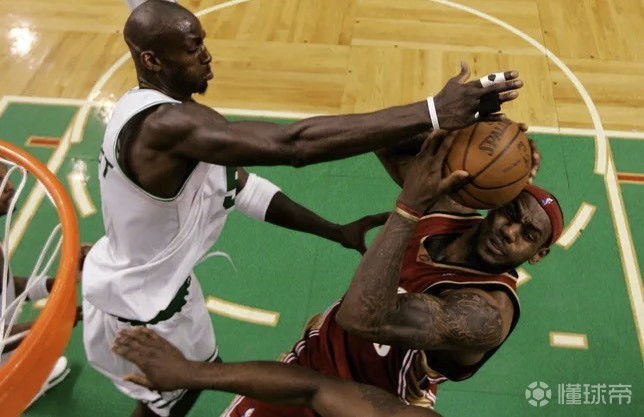 凯尔特人取得抢七胜利,赢得系列赛的简单介绍 凯尔特人取得抢七胜利,赢得系列赛的简单介绍