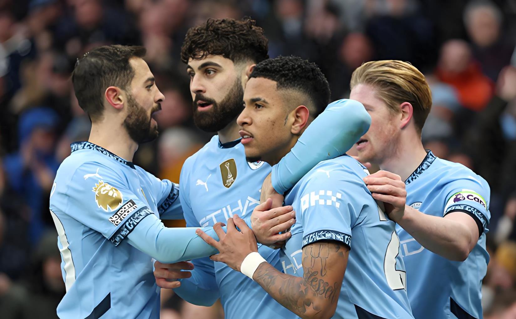 莱斯特城逆转击败对手，球员表现抢眼，拒绝认输的简单介绍