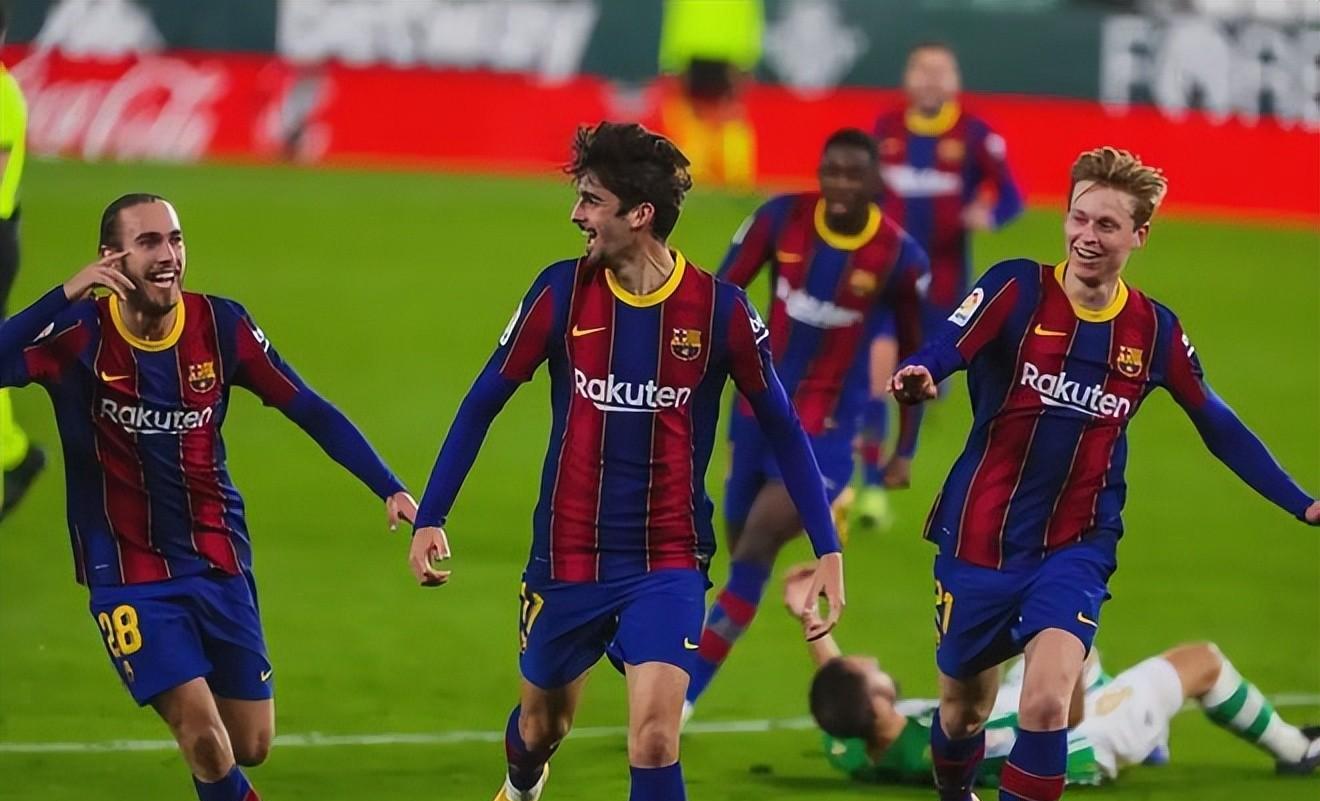 瓦伦西亚主场-击败皇家社会,积分榜上升的简单介绍 瓦伦西亚主场-击败皇家社会,积分榜上升的简单介绍