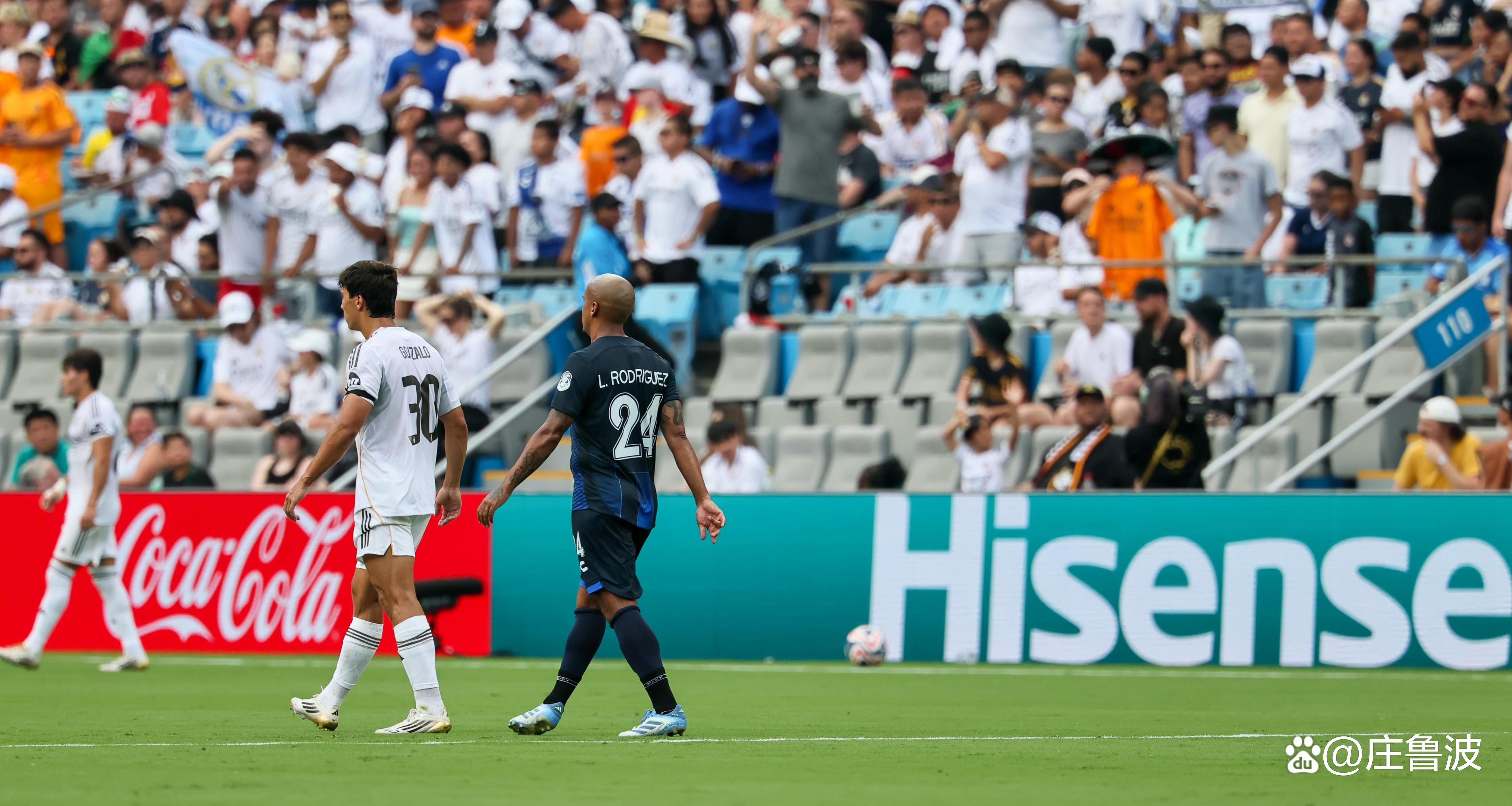 包含皇马客场压制对手，获得一场重要胜利的词条