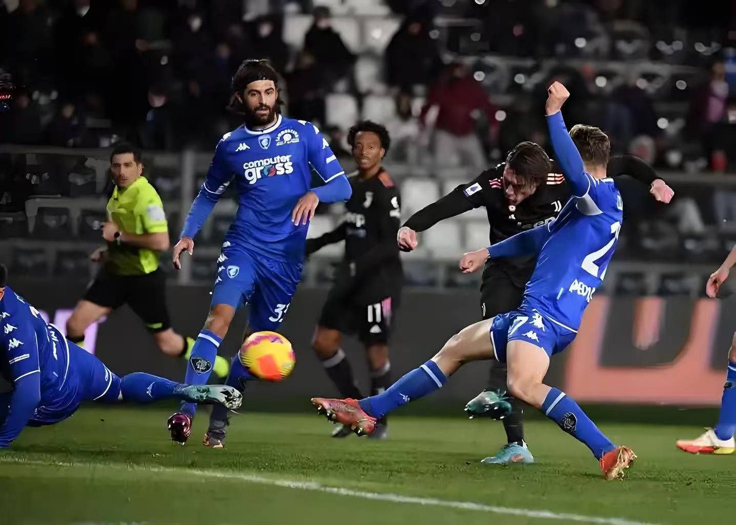 关于莱切斯特城客场不敌,连续三轮遭遇失利的信息 关于莱切斯特城客场不敌,连续三轮遭遇失利的信息