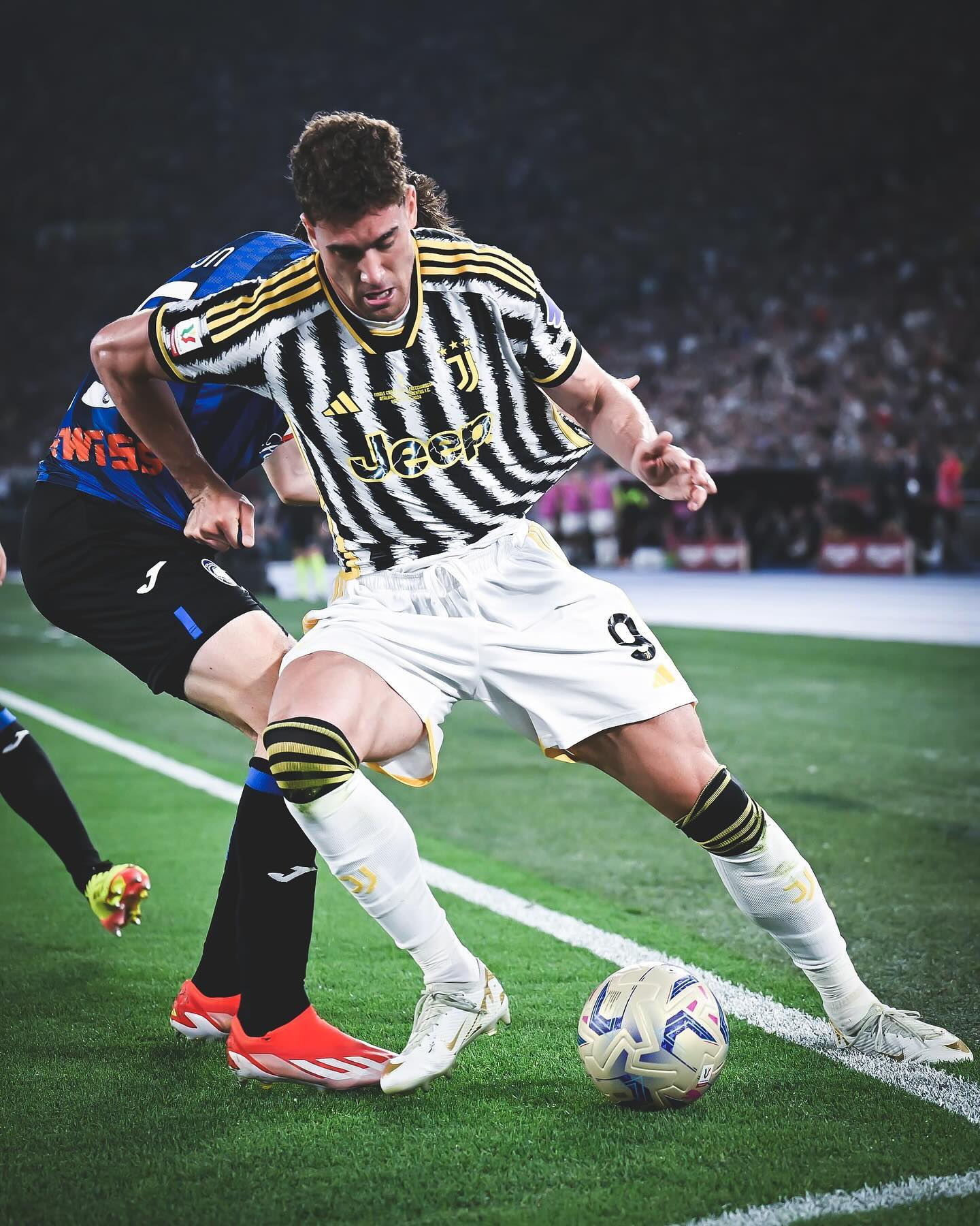 意大利球队在关键比赛中获得胜利 意大利球队在关键比赛中获得胜利