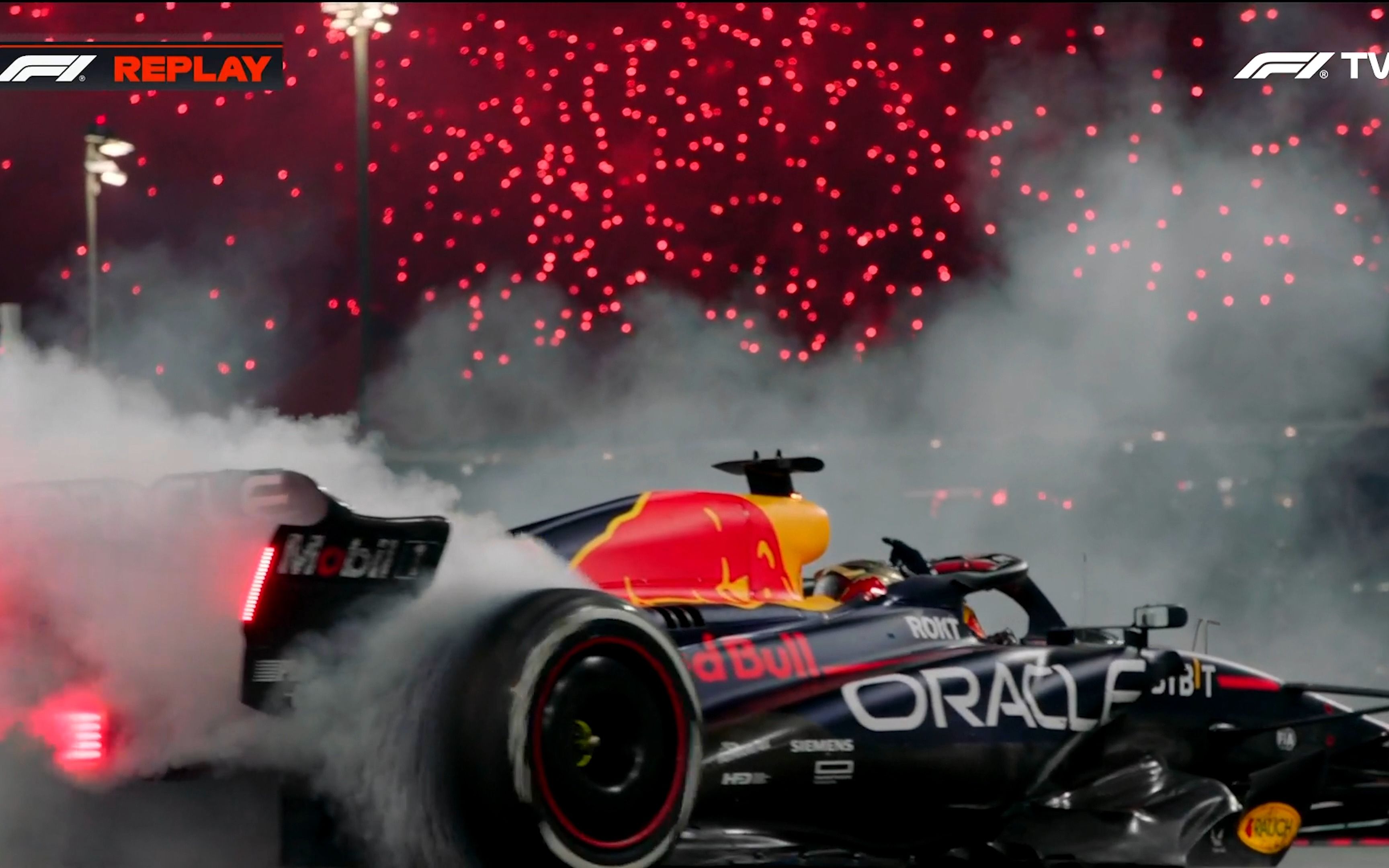 包含红牛车队力克阿斯顿马丁，维斯塔潘惊艳四座的词条