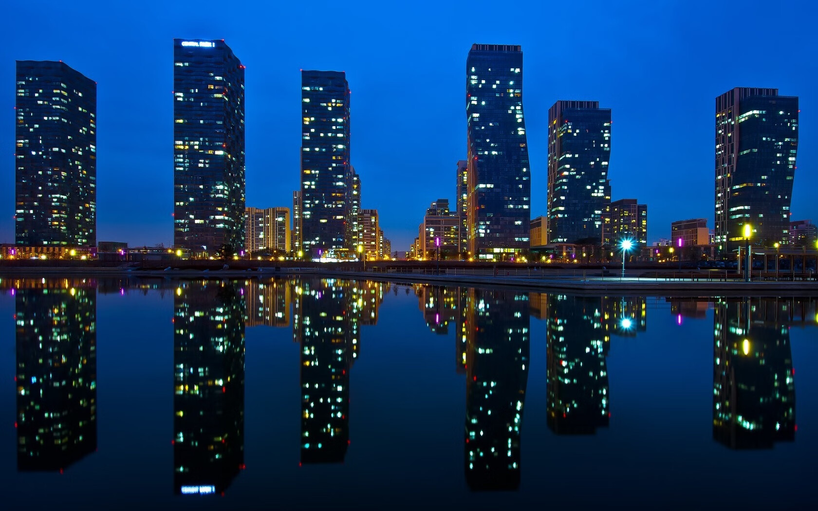 体育赛场上的唯一性,新疆队的惊艳单节与西亚卡姆的夺冠接管