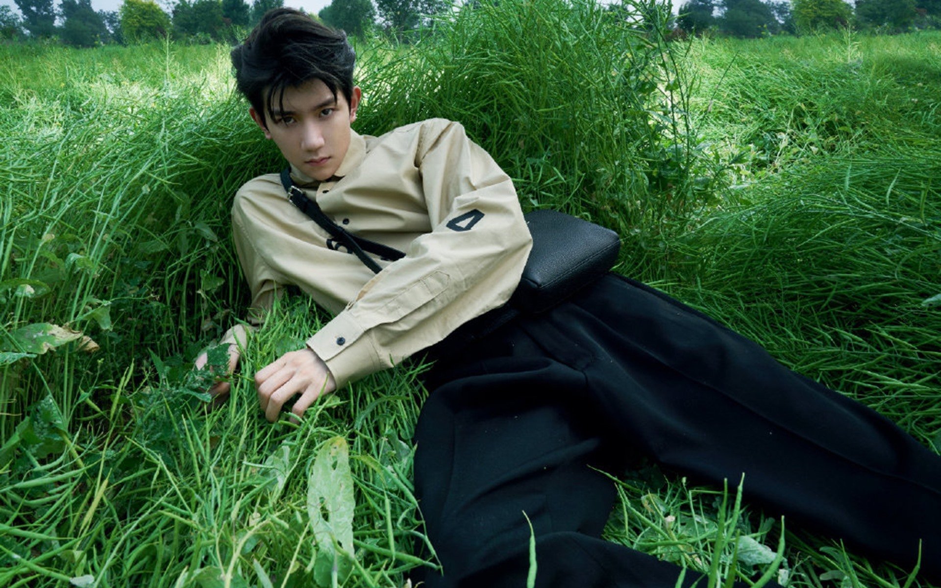 硬仗中的英雄,广东队力克马刺,爱德华兹关键时刻定乾坤