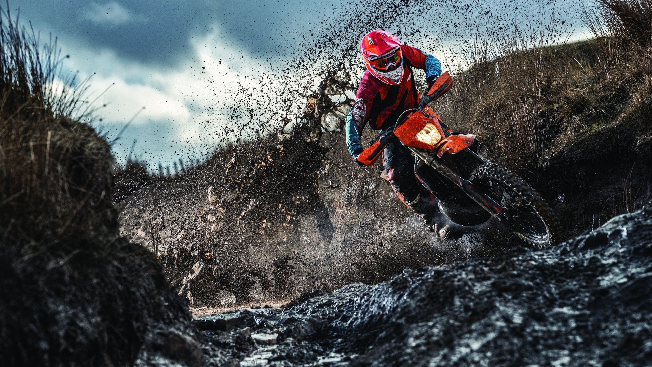 唯一性的夜晚，马丁内利用三个瞬间定格德甲历史